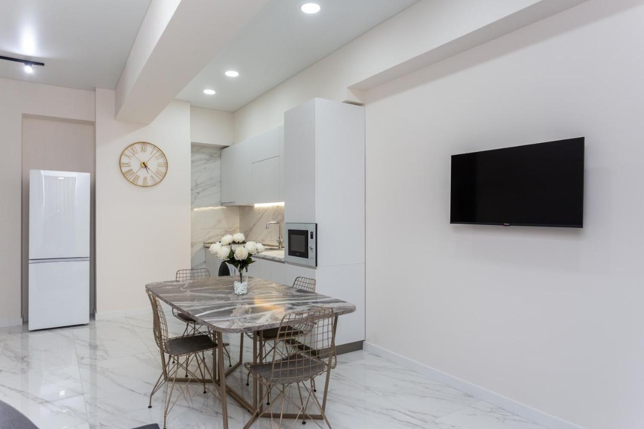 New Saburtalo Apartment Tbilisi Ngoại thất bức ảnh