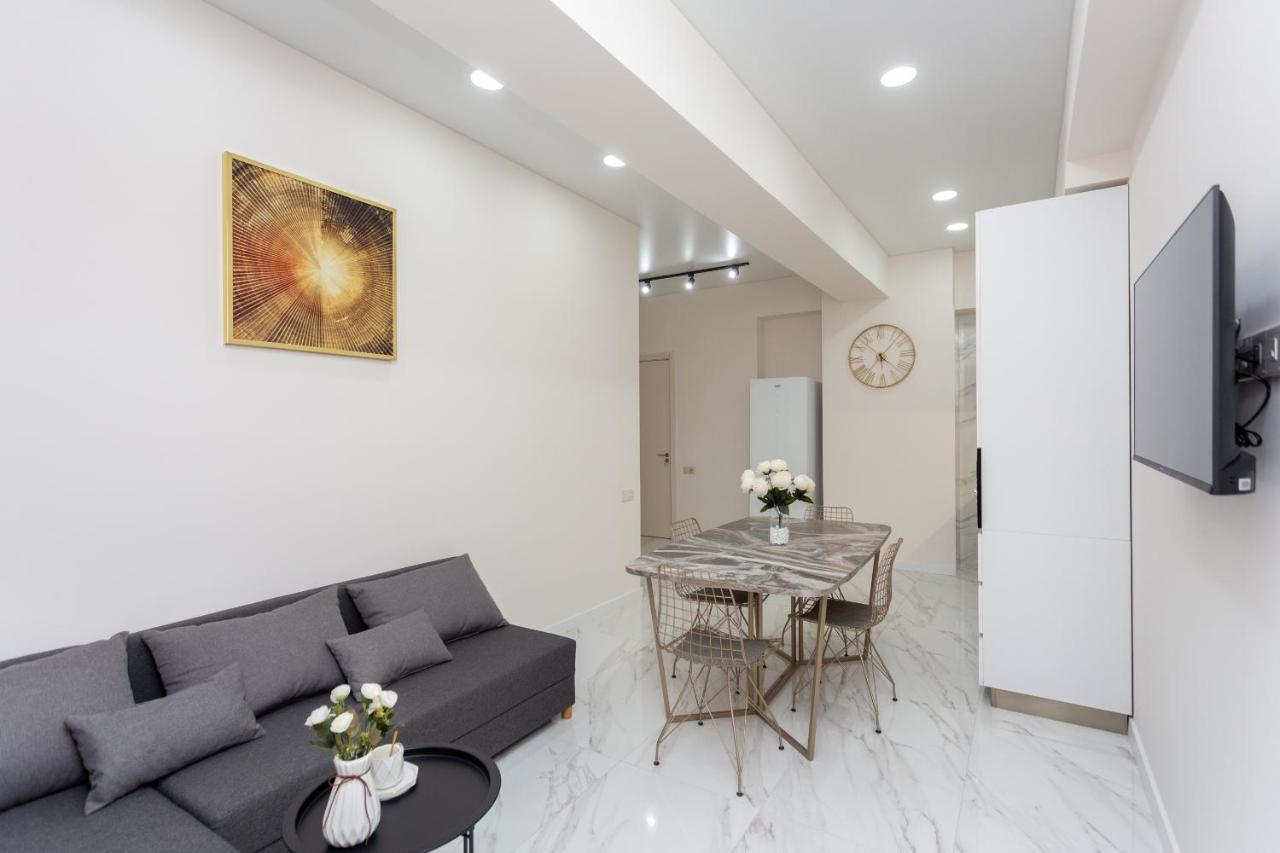 New Saburtalo Apartment Tbilisi Ngoại thất bức ảnh